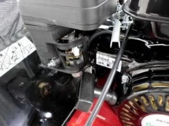 Aérateur Et Scarificateur Thermique GeoTech ATR 65-25 40 Aérateur Et Scarificateur Thermique GeoTech ATR 65-25 -Motofaucheuse Soldes arateur et scarificateur thermique geotech atr 65 25 moteur 10522 7 1492512787 IMG 4520