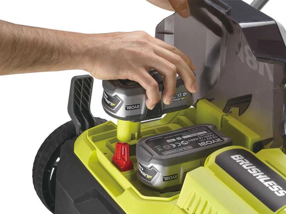 Aérateur électrique Sur Batterie RYOBI RY18SFX35A-240 - 18V - (2Ah X2) - Largeur De Coupe 35 Cm - 16 Lames 8 Aérateur électrique Sur Batterie RYOBI RY18SFX35A-240 - 18V - (2Ah X2) - Largeur De Coupe 35 Cm - 16 Lames – Image 6