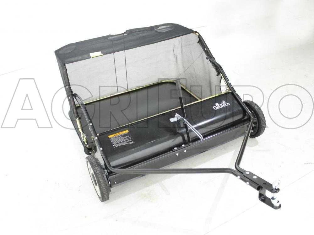 Balayeuse Remorquée Pour Tracteurs Tondeuses Autoportées (à Traction) - Balai Ramasseur 7 Balayeuse Remorquée Pour Tracteurs Tondeuses Autoportées (à Traction) - Balai Ramasseur – Image 5