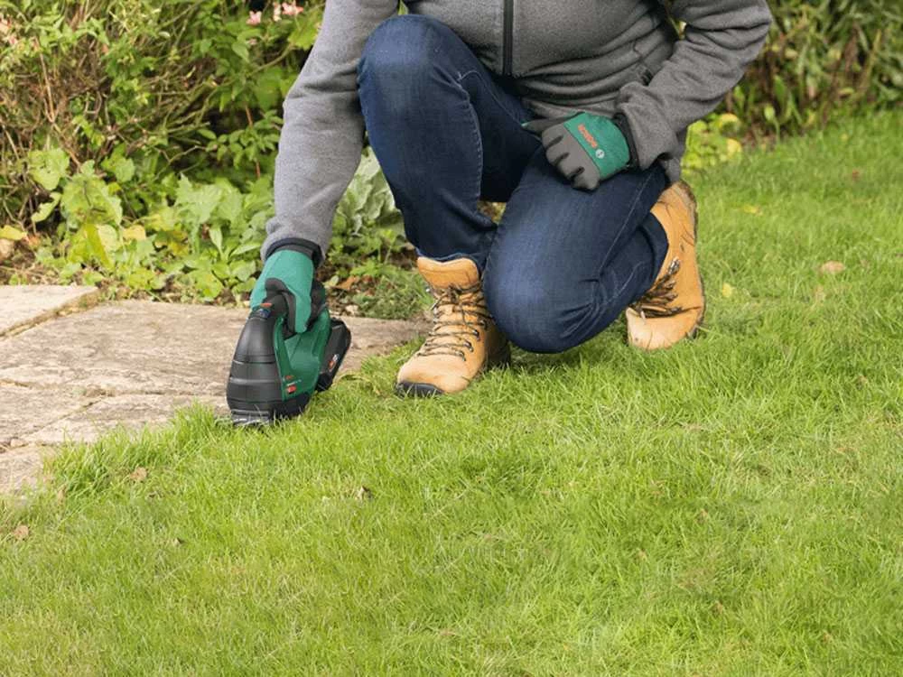 Bosch AdvancedShear18V - Cisaille à Batterie - 18V - SANS BATTERIE NI CHARGEUR DE BATTERIE 14 Bosch AdvancedShear18V - Cisaille à Batterie - 18V - SANS BATTERIE NI CHARGEUR DE BATTERIE – Image 12