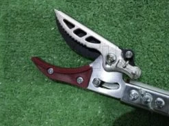 Échenilloir Avec Perche Télescopique Orientable Archman Art. 107 - Ø 15 Mm 39 Échenilloir Avec Perche Télescopique Orientable Archman Art. 107 - Ø 15 Mm -Motofaucheuse Soldes chenilloir avec perche tlescopique orientable archman art 107 15 mm tte de coupe inclinable avec systme cut hold 6346 1 1412343407 IMG 4991