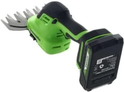 Cisaille à Batterie Pour Pelouse Greenworks G24SHT Sur Perche - Kit Batterie De 24V/2.0Ah Et Chargeur 26 Cisaille à Batterie Pour Pelouse Greenworks G24SHT Sur Perche - Kit Batterie De 24V/2.0Ah Et Chargeur -Motofaucheuse Soldes cisaille batterie pour pelouse greenworks g24sht sur perche kit batterie de 24v 2 0ah et chargeur cisaille batterie greenworks g24sht sur perche 33386 4 1646662295 IMG 6226129753b0d