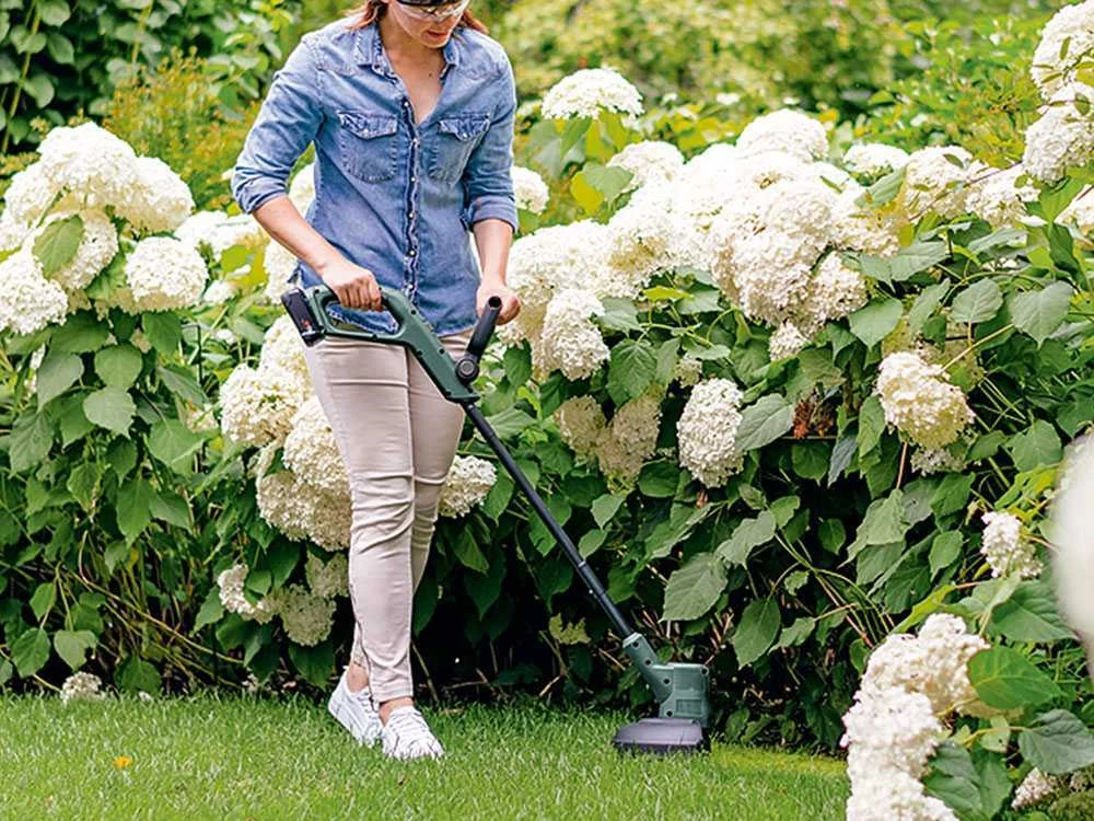 Coupe-bordures à Batterie Bosch EasyGrassCut 18-260 - BATTERIE Et CHARGEUR NON INCLUS 5 Coupe-bordures à Batterie Bosch EasyGrassCut 18-260 - BATTERIE Et CHARGEUR NON INCLUS – Image 3