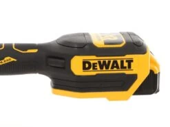 Coupe-bordures à Batterie DeWalt DCMST561P1-QW - Batterie 18V 5Ah 37 Coupe-bordures à Batterie DeWalt DCMST561P1-QW - Batterie 18V 5Ah -Motofaucheuse Soldes coupe bordures batterie dewalt dcmst561p1 qw batterie 18v 5ah dbroussailleuse dewalt dcmst561p1 qw 28891 8 1620305763 IMG 6093e763a690c
