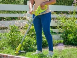 Coupe-bordures à Batterie RYOBI RY18LT23-0 - 18V - Coupe De 23cm - SANS BATTERIE NI CHARGEUR -Motofaucheuse Soldes coupe bordures batterie ryobi ry18lt23 0 18v coupe de 23cm sans batterie ni chargeur coupe bordures batterie ryobi ry18lt23 0 34641 1 1652957512 IMG 6286214897567