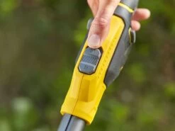 Coupe-bordures électrique à Batterie BRUSHLESS STANLEY FATMAX V20 - 18V - 4AH -Motofaucheuse Soldes coupe bordures lectrique batterie brushless stanley fatmax v20 18v 4ah coupe bordures lectrique batterie brushless stanley fatmax v20 29782 1 1623400959 IMG 60c321ffb26a5