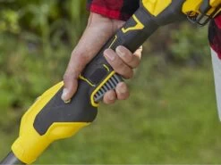 Coupe-bordures électrique à Batterie BRUSHLESS STANLEY FATMAX V20 - 18V - 4AH -Motofaucheuse Soldes coupe bordures lectrique batterie brushless stanley fatmax v20 18v 4ah coupe bordures lectrique batterie brushless stanley fatmax v20 29782 1 1623400959 IMG 60c321ffb972f