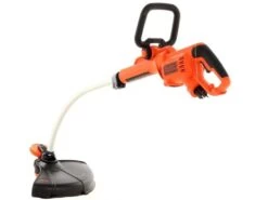 Coupe-bordures électrique Black & Decker GL7033CAKIT-QS - 700W -Motofaucheuse Soldes coupe bordures lectrique black decker gl7033cakit qs 700w dbroussailleuse lectrique black decker gl7033cakit qs 24651 4 1596031097 IMG 5f218079a479c