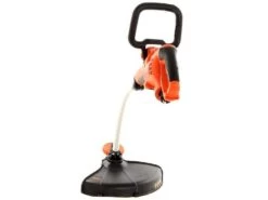 Coupe-bordures électrique Black & Decker GL7033CAKIT-QS - 700W -Motofaucheuse Soldes coupe bordures lectrique black decker gl7033cakit qs 700w dbroussailleuse lectrique black decker gl7033cakit qs 24651 4 1596031097 IMG 5f218079c2b8e