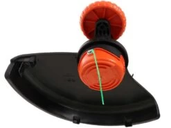 Coupe-bordures électrique Black & Decker GL7033CAKIT-QS - 700W -Motofaucheuse Soldes coupe bordures lectrique black decker gl7033cakit qs 700w moteur et tte de coupe 24651 3 1596031097 IMG 5f218079d1f1a