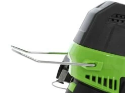 Coupe-bordures électrique Greenworks G40LT - Coupe-bordures à Batterie Au Lithium De 40V / 2Ah 38 Coupe-bordures électrique Greenworks G40LT - Coupe-bordures à Batterie Au Lithium De 40V / 2Ah -Motofaucheuse Soldes coupe bordures lectrique greenworks g40lt coupe bordures batterie au lithium de 40v 2ah la tte de coupe 15397 2 1548064014 IMG 6723