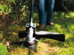 Débroussailleuse à Batterie RYOBI RBC36B26B - 36V - Lame 26cm - Poignée Double - BATTERIE ET CHARGEUR NON INCLUS 26 Débroussailleuse à Batterie RYOBI RBC36B26B - 36V - Lame 26cm - Poignée Double - BATTERIE ET CHARGEUR NON INCLUS -Motofaucheuse Soldes dbroussailleuse batterie ryobi rbc36b26b 36v lame 26cm poigne double batterie et chargeur non inclus tte de coupe et perche 28701 2 1619615538 IMG 60895f32ed893