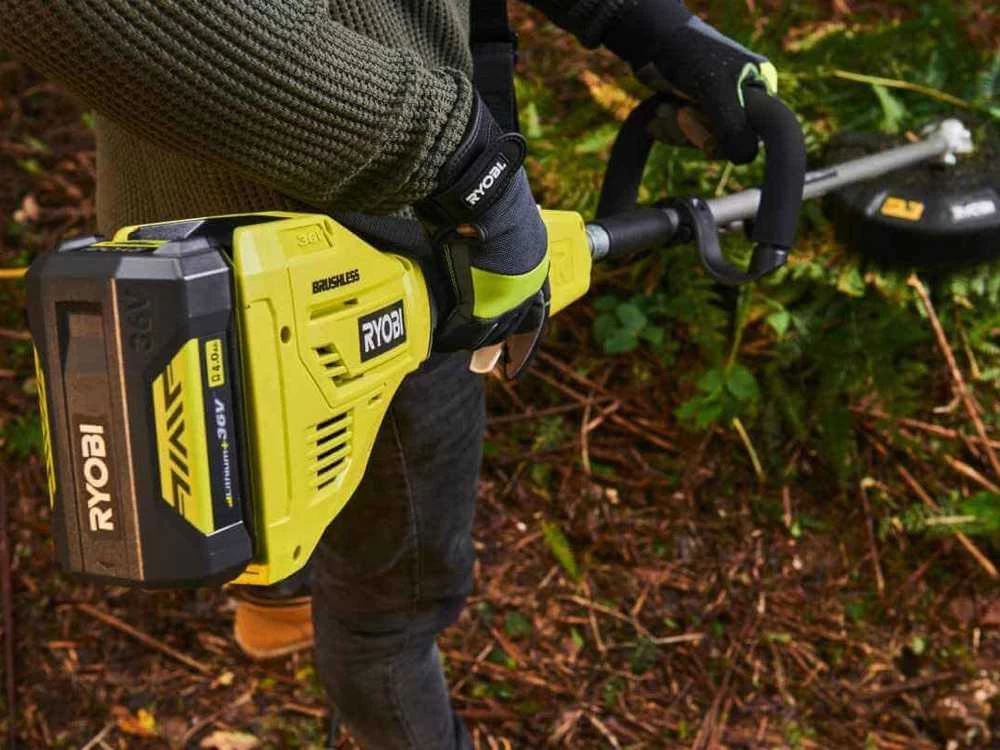 Débroussailleuse à Batterie RYOBI RY36ELTX33A-140 - 36V - Diamètre De Coupe 28-33mm 7 Débroussailleuse à Batterie RYOBI RY36ELTX33A-140 - 36V - Diamètre De Coupe 28-33mm – Image 5