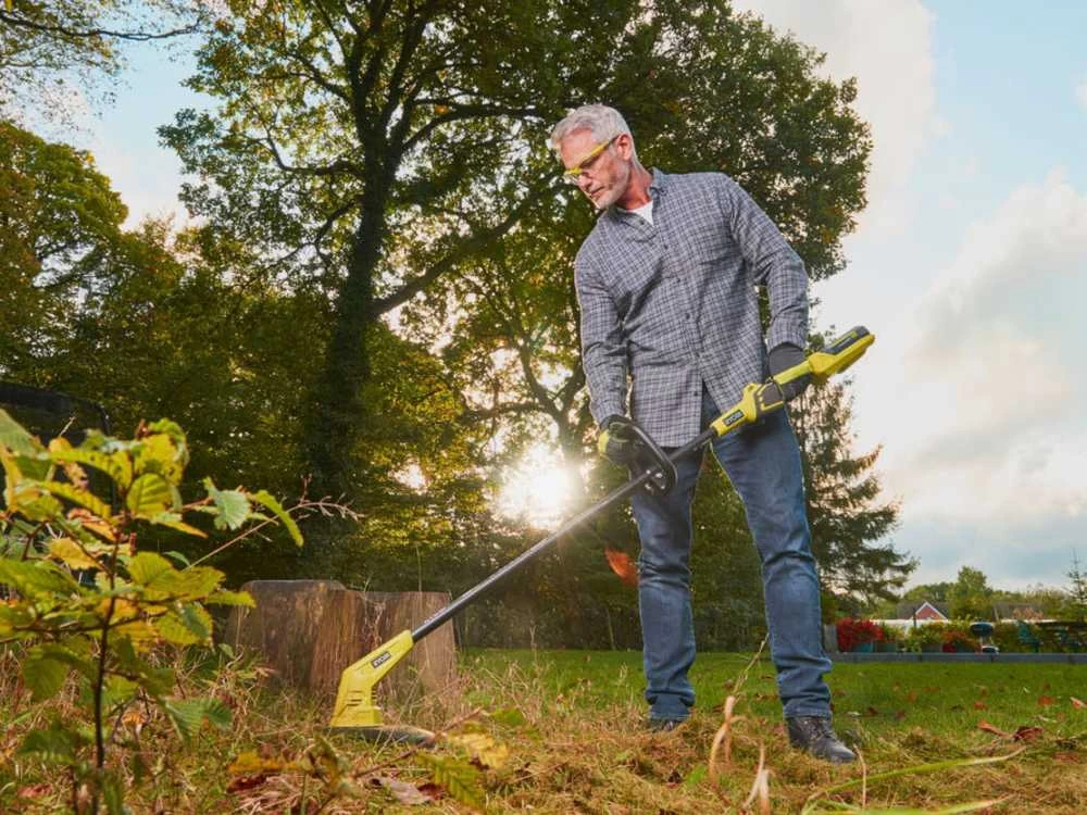 Débroussailleuse à Batterie RYOBI RY36LT33A-0 - 36v - 4Ah - Coupe De 28-33mm 5 Débroussailleuse à Batterie RYOBI RY36LT33A-0 - 36v - 4Ah - Coupe De 28-33mm – Image 3