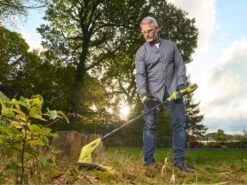 Débroussailleuse à Batterie RYOBI RY36LT33A-120 - 36v - 2.0 Ah - Coupe De 28-33cm 22 Débroussailleuse à Batterie RYOBI RY36LT33A-120 - 36v - 2.0 Ah - Coupe De 28-33cm -Motofaucheuse Soldes dbroussailleuse batterie ryobi ry36lt33a 120 36v 2 0 ah coupe de 28 33cm tte de coupe et perche 29388 3 1621861868 IMG 60aba5ec75429