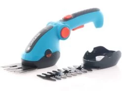 Gardena ComfortCut - Cisaille à Gazon Avec Batterie Intégrée - 3.6V 3Ah 28 Gardena ComfortCut - Cisaille à Gazon Avec Batterie Intégrée - 3.6V 3Ah -Motofaucheuse Soldes gardena comfortcut cisaille a gazon avec batterie integree 3 6v 3ah cisaille a batterie comfortcut pour pelouse et haies 33595 6 1647953990 IMG 6239c84635f72