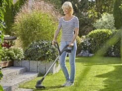 Gardena SmallCut 23/18V P4A - Coupe-bordures à Batterie - 2Ah -Motofaucheuse Soldes gardena smallcut 23 18v p4a coupe bordures batterie 2ah coupe bordures batterie gardena smallcut 23 18v p4a 41517 15 1683012172 IMG 6450ba4c7f9fa