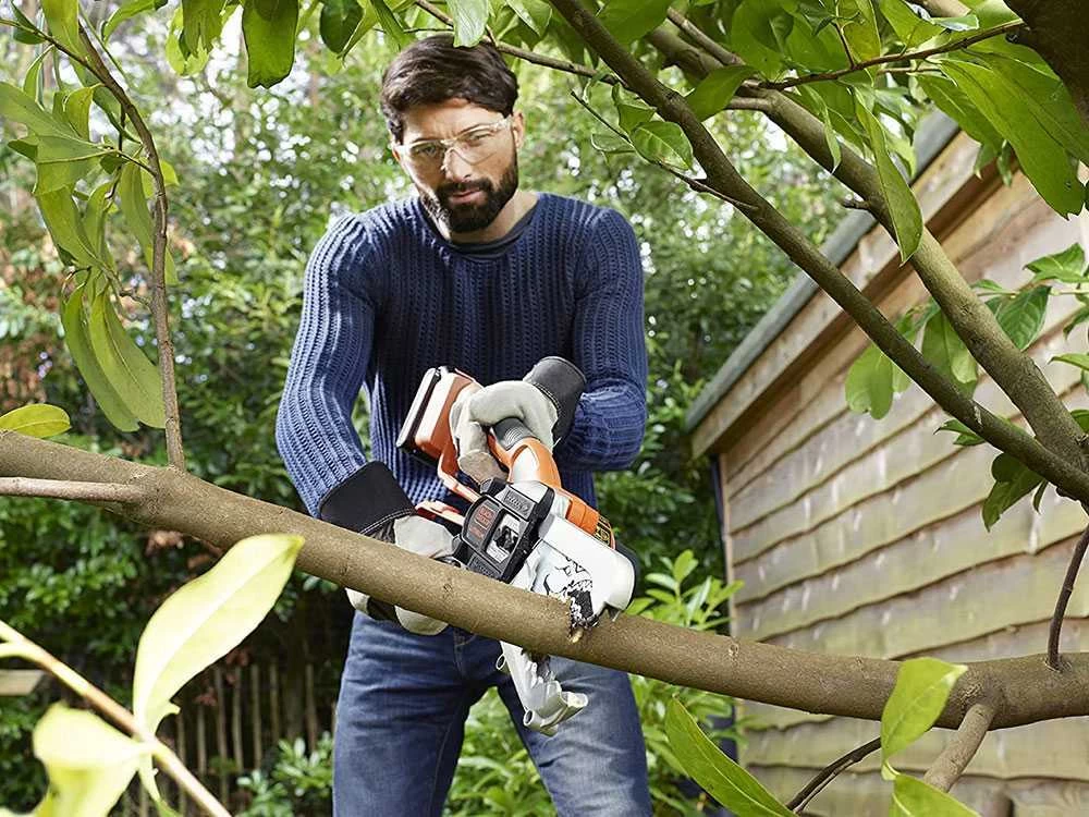 Black & Decker Élagueuse Manuelle à Batterie Black&Decker Alligator GKC1000L - Batterie 18V 2Ah 9 Black & Decker Élagueuse Manuelle à Batterie Black&Decker Alligator GKC1000L - Batterie 18V 2Ah – Image 7