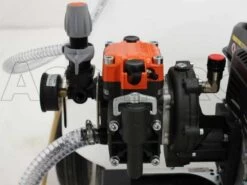 Moto-pompe Pour Chariot De Pulvérisation Comet MP 30 - Loncin G 200 F - 120 L 41 Moto-pompe Pour Chariot De Pulvérisation Comet MP 30 - Loncin G 200 F - 120 L -Motofaucheuse Soldes moto pompe pour chariot de pulvrisation comet mp 30 loncin g 200 f 120 l pompe comet mp 30 5342 2 1393500882 MP30 LONCIN G120 120lt 24