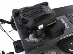 Motobalayeuse-débroussailleuse à Roues Poussée Benassi MD 550 - Moteur à Essence 196 Cc. -Motofaucheuse Soldes motobalayeuse dbroussailleuse roues pousse benassi md 550 moteur essence 196 cc moteur loncin de 196 cm3 15790 1 1551948134 IMG 0357