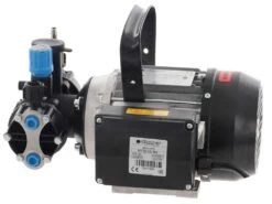 Motopompe électrique De Pulvérisation Comet MC 18 Avec Moteur Monophasé 28 Motopompe électrique De Pulvérisation Comet MC 18 Avec Moteur Monophasé -Motofaucheuse Soldes motopompe lectrique de pulvrisation comet mc 18 avec moteur monophas motopompe lectrique comet mc18 1033 4 1580745648 IMG 2813