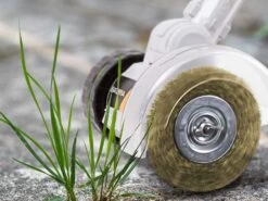 Nettoyeur De Joints à Batterie BATAVIA - Deux Brosses Offertes - SANS BATTERIE NI CHARGEUR -Motofaucheuse Soldes nettoyeur de joints batterie batavia deux brosses offertes sans batterie ni chargeur nettoyeur de joints batterie batavia avec batterie 18v 2ah 32783 5 1643878129 IMG 61fb96f178570