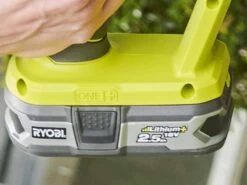 Nettoyeur De Sols à Batterie RYOBI RY18PCB-140 - 18V - 4Ah -Motofaucheuse Soldes nettoyeur de sols batterie ryobi ry18pcb 140 18v 4ah moteur lectrique et batterie 29343 14 1621593971 IMG 60a78f731aade