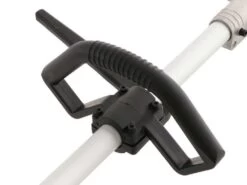 Perche élagueuse Thermique Blackstone BCI 430L - Trois Parties - Moteur 2T 42.7 Cm3 41 Perche élagueuse Thermique Blackstone BCI 430L - Trois Parties - Moteur 2T 42.7 Cm3 -Motofaucheuse Soldes perche lagueuse thermique blackstone bci 430l trois parties moteur 2t 42 7 cm3 barre de transmission et commandes 30259 16 1626264720 IMG 60eed49057714