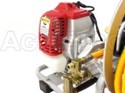 Pompe De Pulvérisation GeoTech SP 28 2S à Moteur Thermique 2 Temps - 15/25 Bars 40 Pompe De Pulvérisation GeoTech SP 28 2S à Moteur Thermique 2 Temps - 15/25 Bars -Motofaucheuse Soldes pompe de pulvrisation geotech sp 28 2s moteur thermique 2 temps 15 25 bars moteur 2 temps mlange 9282 4 1474628300 IMG 4834