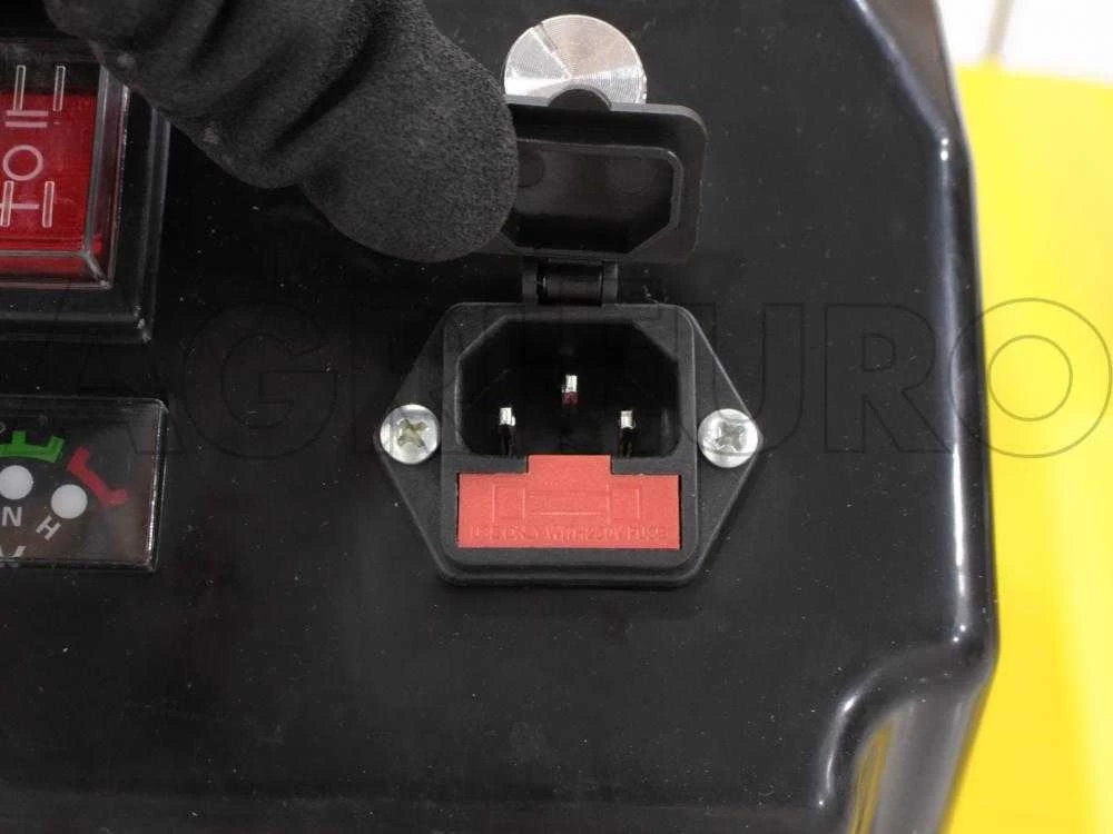 Pompe De Pulvérisation électrique à Batterie Sur Chariot GeoTech SP 320 E 7 Pompe De Pulvérisation électrique à Batterie Sur Chariot GeoTech SP 320 E – Image 5