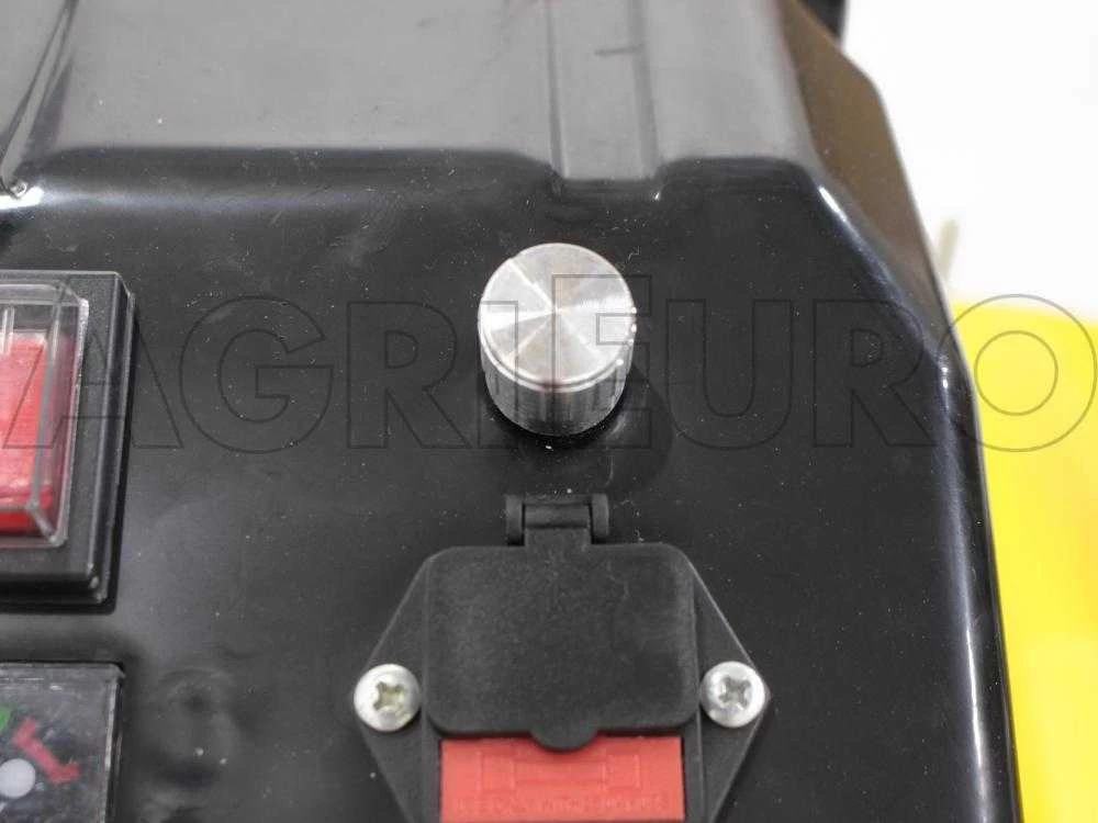 Pompe De Pulvérisation électrique à Batterie Sur Chariot GeoTech SP 320 E 8 Pompe De Pulvérisation électrique à Batterie Sur Chariot GeoTech SP 320 E – Image 6