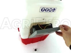 Pulvérisateur électrique à Batterie à Dos GeoTech BP16DH 16 Litres 32 Pulvérisateur électrique à Batterie à Dos GeoTech BP16DH 16 Litres -Motofaucheuse Soldes pulvrisateur lectrique batterie dos geotech bp16dh 16 litres batterie et chargeur de batterie 8455 3 1459241010 P1240505