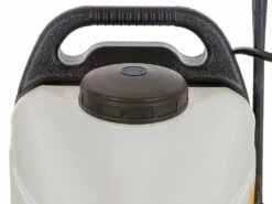 Pulvérisateur Porté à Batterie Comet KB14 - 12.6V Et 3.4Ah -Motofaucheuse Soldes pulvrisateur port batterie comet kb14 12 6v et 3 4ah caractristiques 39087 2 1672218505 IMG 63ac0789bb643