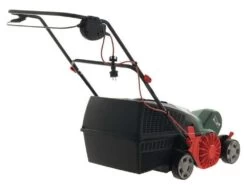 Scarificateur électrique à Lames BOSCH Universal Verticut 1100 - 1100 W - 32 Cm - Jet Collect - Bac -Motofaucheuse Soldes scarificateur lectrique lames bosch universal verticut 1100 1100 w 32 cm jet collect bac scarificateur lectrique bosch universal verticut 1100 29857 0 1623760165 IMG 60c89d2558a8e
