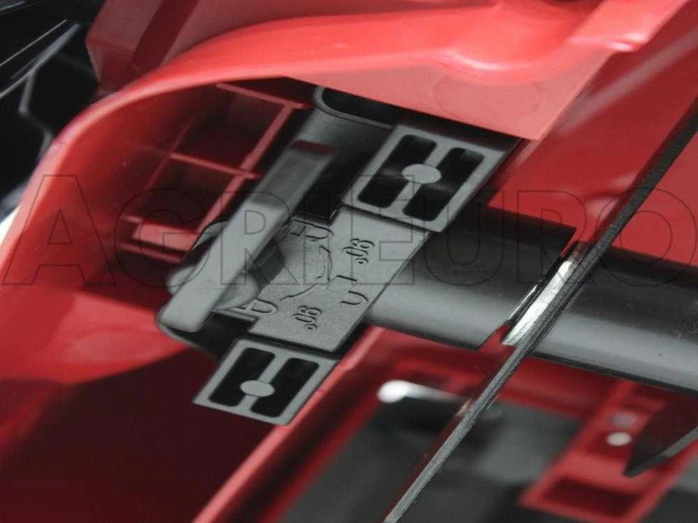 Scarificateur électrique à Lames Fixes MTD SMART 30 VE - Moteur 1200 Watts 15 Scarificateur électrique à Lames Fixes MTD SMART 30 VE - Moteur 1200 Watts – Image 13