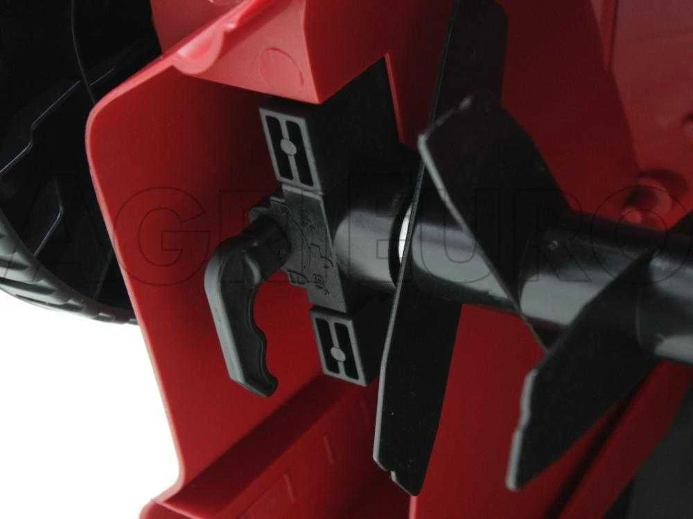 Scarificateur électrique à Lames Fixes MTD SMART 30 VE - Moteur 1200 Watts 4 Scarificateur électrique à Lames Fixes MTD SMART 30 VE - Moteur 1200 Watts – Image 2