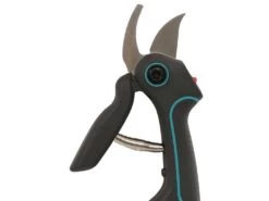 Sécateur à Batterie Gardena AssistCut Avec Batterie Intégrée 3.7V/2 Ah 40 Sécateur à Batterie Gardena AssistCut Avec Batterie Intégrée 3.7V/2 Ah -Motofaucheuse Soldes scateur batterie gardena assistcut avec batterie intgre 3 7v 2 ah caractristiques principales et dtails techniques 36067 4 1659360135 IMG 62e7d3872f5ef