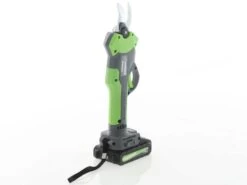 Sécateur électrique à Batterie Verdemax FE20 - Batterie De 20V 2Ah - Ø 30mm -Motofaucheuse Soldes scateur lectrique batterie verdemax fe20 batterie de 20v 2ah 30mm scateur batterie verdemax fe20 33171 1 1645610043 IMG 6216043bea348