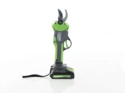 Sécateur électrique à Batterie Verdemax FE20 - Batterie De 20V 2Ah - Ø 30mm -Motofaucheuse Soldes scateur lectrique batterie verdemax fe20 batterie de 20v 2ah 30mm scateur batterie verdemax fe20 33171 1 1645610043 IMG 6216043bf06ea