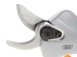 Sécateur électrique De Taille à Batterie Volpi KV380 - 2 Batteries De 21,6 V Et 2,5 Ah -Motofaucheuse Soldes scateur lectrique de taille batterie volpi kv380 2 batteries de 21 6 v et 2 5 ah points forts 27277 3 1673539073 IMG 63c02e01dbd1a