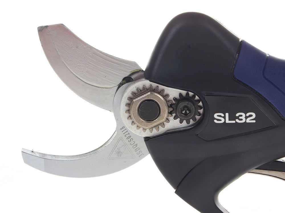 Sécateur électrique De Taille Campagnola SL32 - 2x Batteries Au Lithium De 16.8V/2Ah 14 Sécateur électrique De Taille Campagnola SL32 - 2x Batteries Au Lithium De 16.8V/2Ah – Image 12