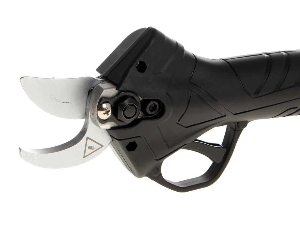 Sécateur électrique De Taille LISAM TL 26 - 2X16.8V 2.5Ah 21 Sécateur électrique De Taille LISAM TL 26 - 2X16.8V 2.5Ah – Image 19