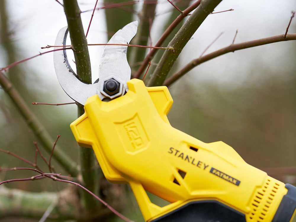 Sécateur électrique De Taille Stanley SFMCPP32M1-QW - Batterie De 20V/4Ah 13 Sécateur électrique De Taille Stanley SFMCPP32M1-QW - Batterie De 20V/4Ah – Image 11