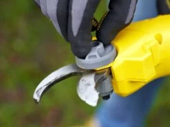 Sécateur électrique De Taille Stanley SFMCPP32M1-QW - Batterie De 20V/4Ah 33 Sécateur électrique De Taille Stanley SFMCPP32M1-QW - Batterie De 20V/4Ah -Motofaucheuse Soldes scateur lectrique de taille stanley sfmcpp32m1 qw batterie de 20v 4ah scateur lectrique stanley sfmcpp32m1 qw 40610 1 1678809920 IMG 64109b4058612