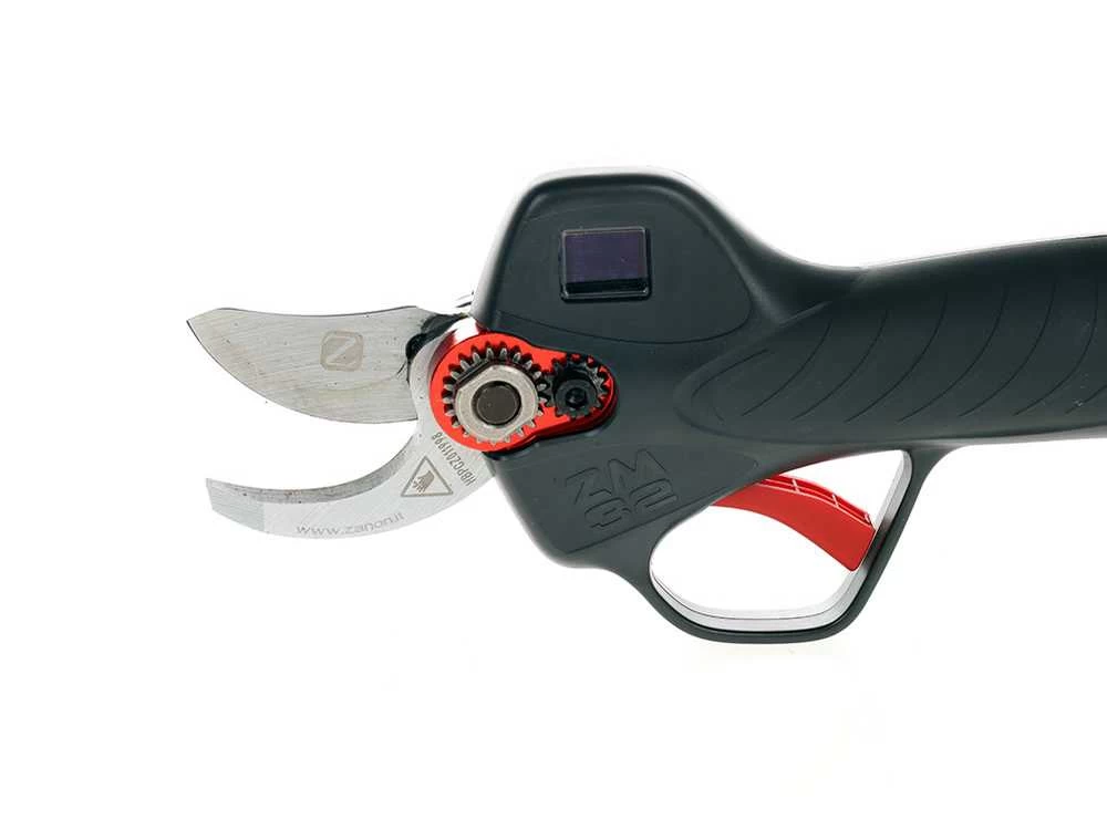 Sécateur électrique De Taille Zanon ZM 32 - Coupe 32 Mm - 3 Batteries De 16.8V/2.5Ah 17 Sécateur électrique De Taille Zanon ZM 32 - Coupe 32 Mm - 3 Batteries De 16.8V/2.5Ah – Image 15