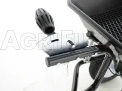 Semoir épandeur Geotech Tracté Pour Tracteurs Tondeuses 25 Semoir épandeur Geotech Tracté Pour Tracteurs Tondeuses -Motofaucheuse Soldes semoir pandeur geotech tract pour tracteurs tondeuses semoir pandeur 5945 0 1403794071 IMG 0443