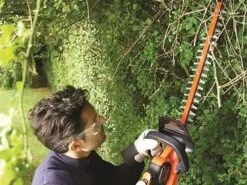 Taille-haie à Batterie Black & Decker GTC18502PC-QW 18V - Batterie 2Ah - Lamier 50cm 23 Taille-haie à Batterie Black & Decker GTC18502PC-QW 18V - Batterie 2Ah - Lamier 50cm -Motofaucheuse Soldes taille haie batterie black decker gtc18502pc qw 18v batterie 2ah lamier 50cm taille haie batterie black decker gtc18502pc qw avec lamier de 50 cm 17478 5 1565000515 61IMBDwkE4L