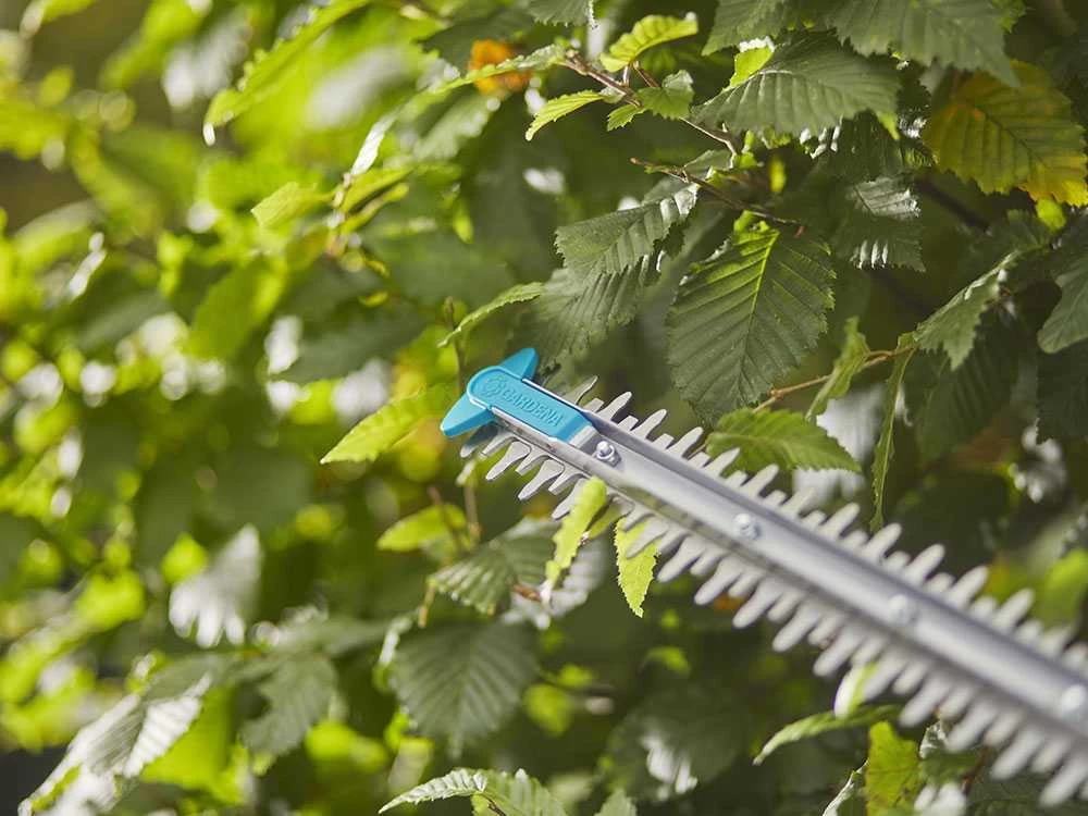 Taille-haie à Batterie Gardena EasyCut 40/18V P4A Seul - SANS BATTERIE NI CHARGEUR DE BATTERIE 18 Taille-haie à Batterie Gardena EasyCut 40/18V P4A Seul - SANS BATTERIE NI CHARGEUR DE BATTERIE – Image 16