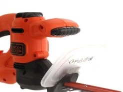 Taille-haie électrique Black & Decker BEHTS201-QS - 420 W Avec Lamier De 45 Cm 36 Taille-haie électrique Black & Decker BEHTS201-QS - 420 W Avec Lamier De 45 Cm -Motofaucheuse Soldes taille haie lectrique black decker behts201 qs 420 w avec lamier de 45 cm moteur lectrique 17318 12 1561989973 IMG 9848