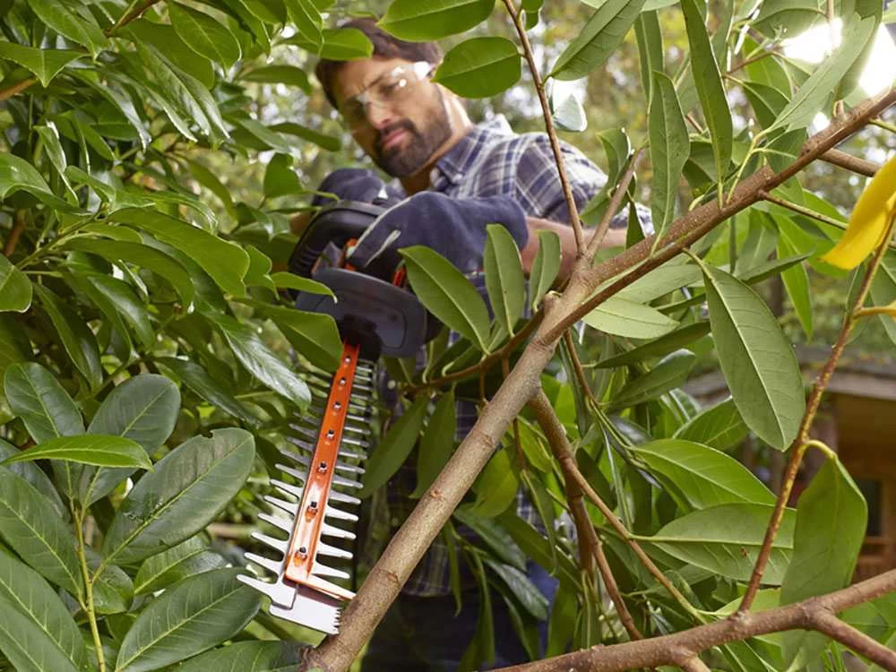 Taille-haie électrique Black & Decker BEHTS401-QS De 500 W Ave Lamier De 55 Cm 8 Taille-haie électrique Black & Decker BEHTS401-QS De 500 W Ave Lamier De 55 Cm – Image 6